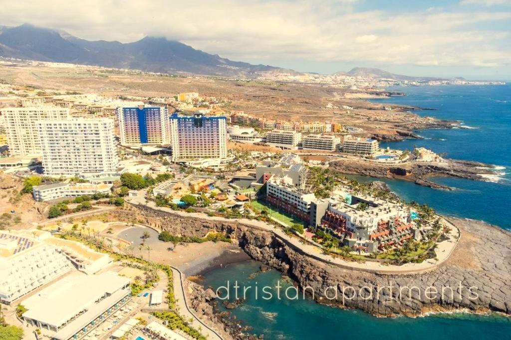 Skyline View Apartment - Free Private Parking Including & Guest Bonus Адехе Екстериор снимка