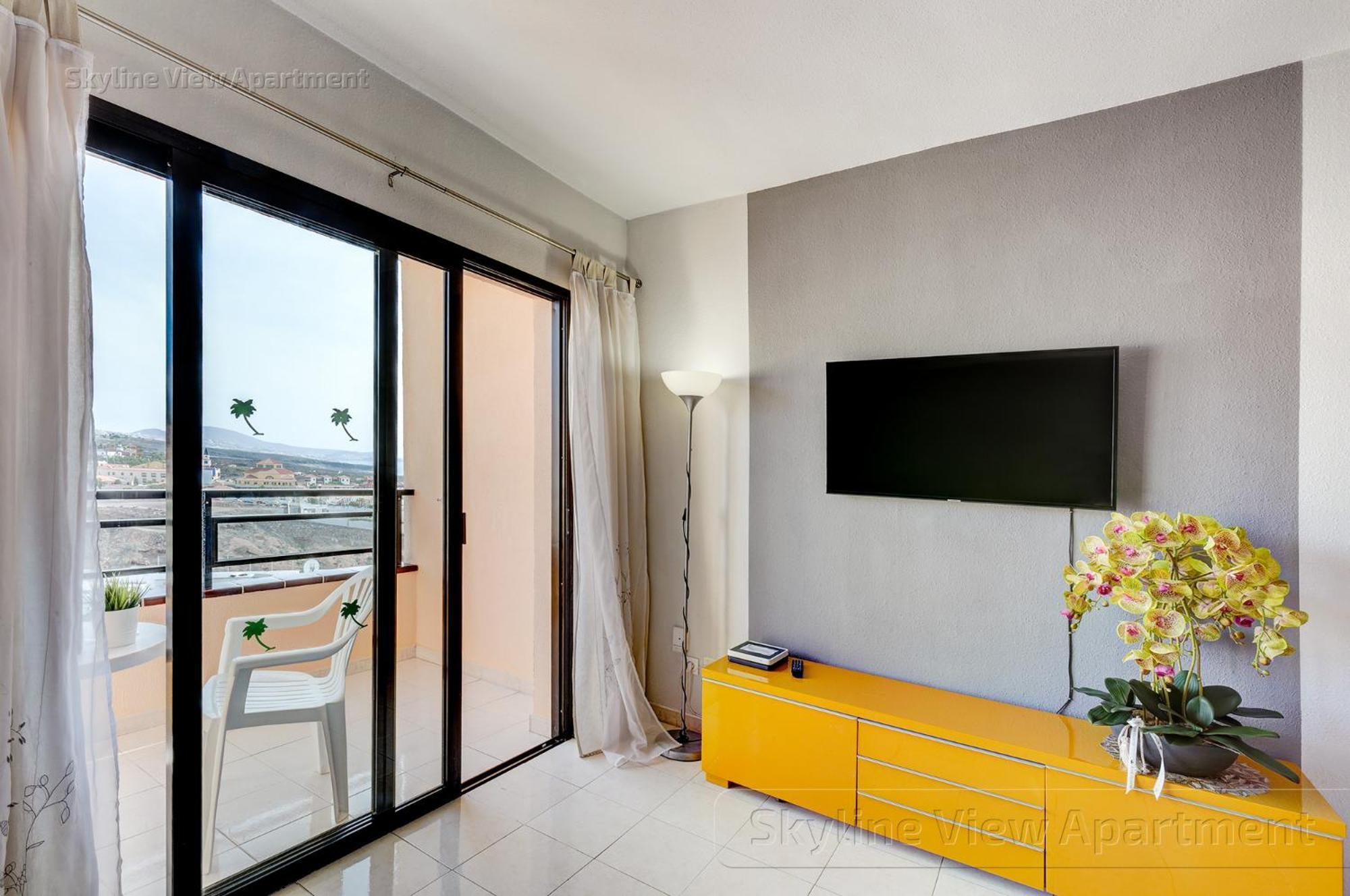 Skyline View Apartment - Free Private Parking Including & Guest Bonus Адехе Екстериор снимка