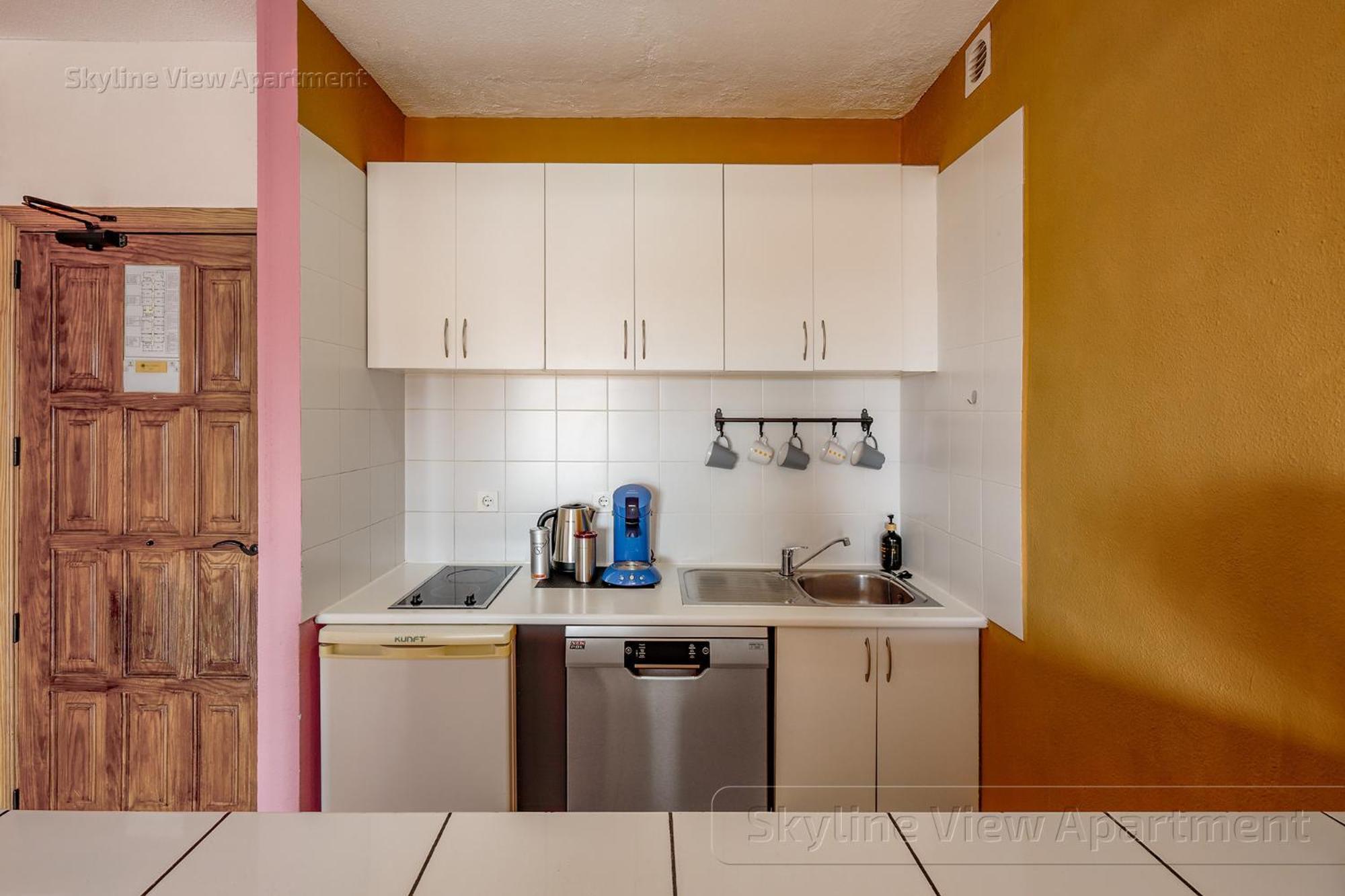 Skyline View Apartment - Free Private Parking Including & Guest Bonus Адехе Екстериор снимка