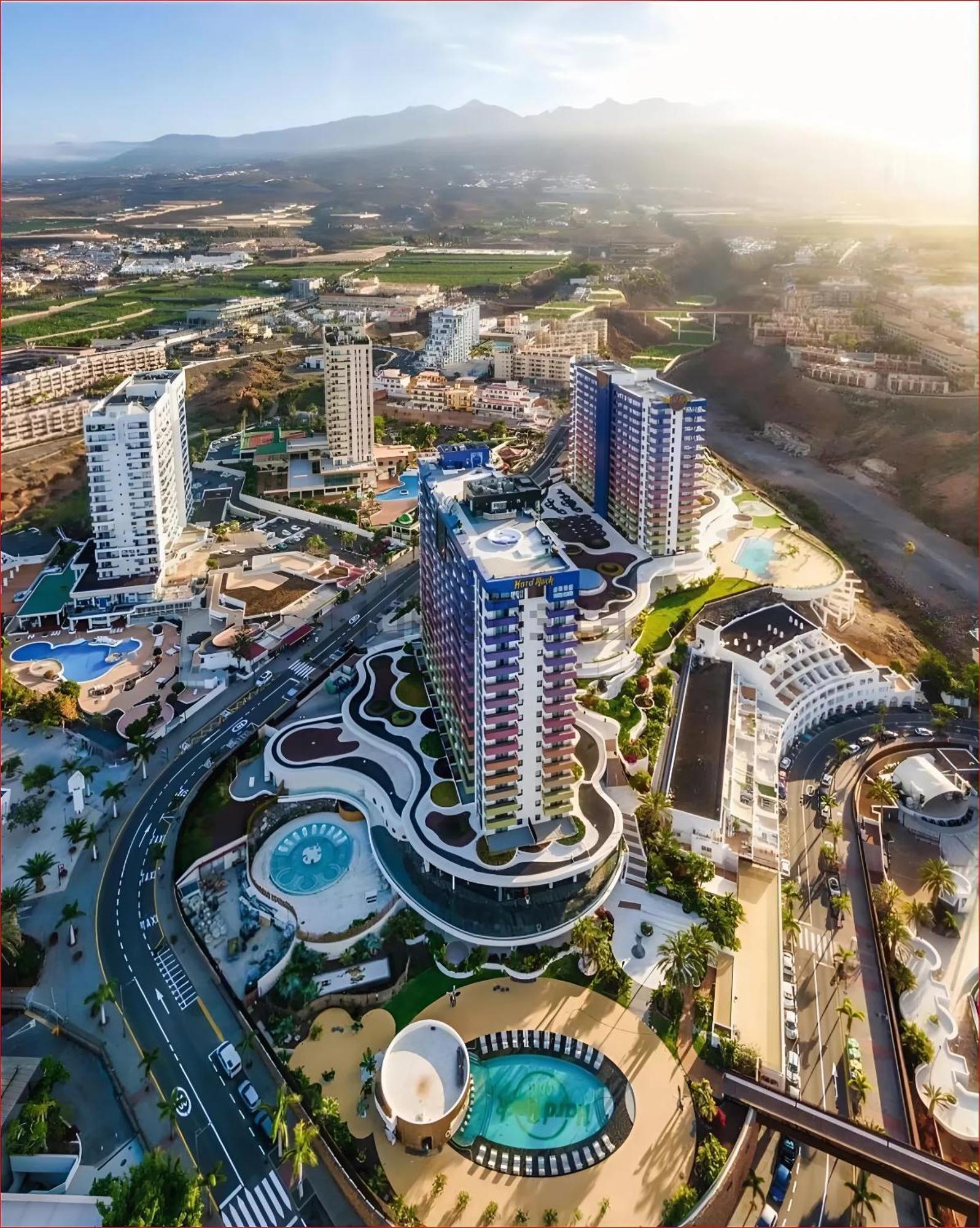 Skyline View Apartment - Free Private Parking Including & Guest Bonus Адехе Екстериор снимка